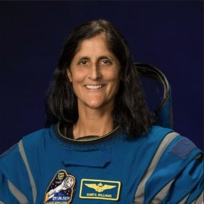 Sunita Williams, de origem indiana, realiza caminhada espacial após 12 anos