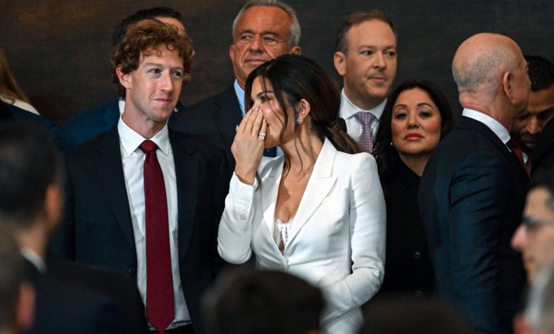 Lauren Sanchez ao lado de Mark Zuckerberg