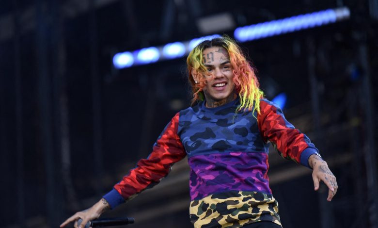 Tekashi 6ix9ine se apresentando no Made In America - Dia 1