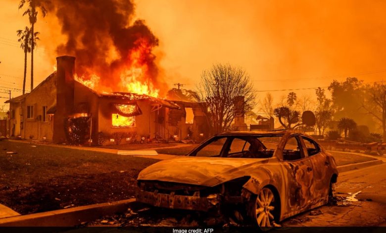 Incêndio em LA Palisades devasta 15.800 acres; Musk compartilha imagens de devastação