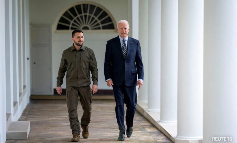 Zelensky diz que conversou com Biden e agradeceu pelo “apoio inabalável”