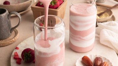 copycat erewhon strawberry probiotic smoothie