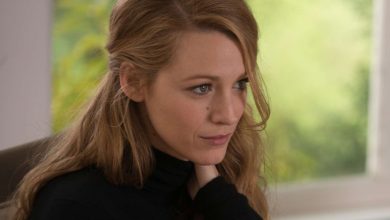 Blake Lively como Adaline parece pensativo em The Age of Adaline