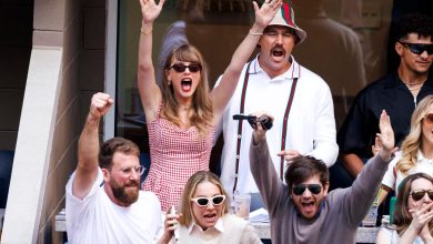 Taylor Swift e Travis Kelce fizeram uma exibição MUITO apaixonada no US Open